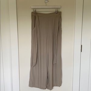 Beige culottes by Wilfred (from Aritzia)